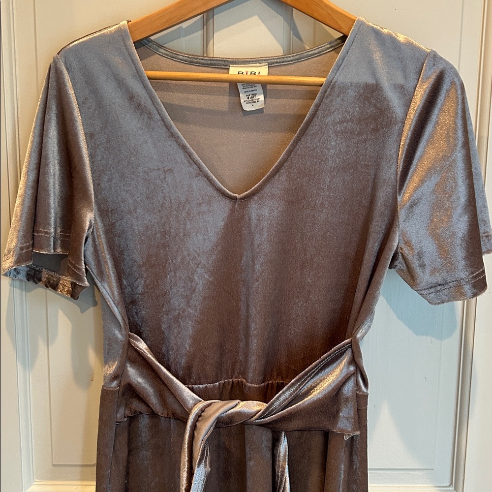 BiBi Dress - Picture 2 of 9